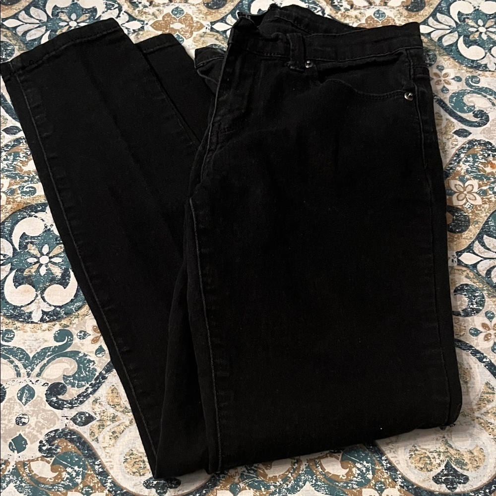 Forever 21 stretch skinny jeans.